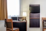 Paris Porte de Charenton Serviced Apartments, Work Space