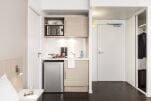 Paris Reuilly Serviced Apartments, Paris, Kitchenette