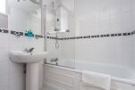 Bathroom, Middlesex Street Serviced Apartments, Aldgate