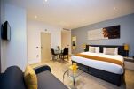 Large Studio, Greenwich Serviced Apartments