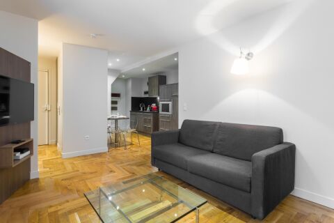 Living room area ,18 miromesnil