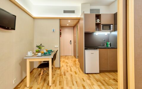 Bonanova Suites Apartments