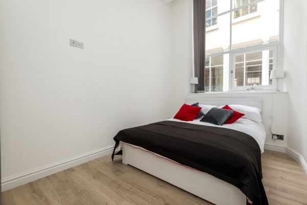 Bedroom, Sweeting Street Serviced Apartments in Liverpool