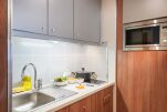 Kitchen, Birmingham City Centre Serviced Apartments, Birmingham