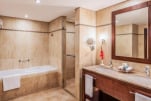 Bathroom, Khalidiya Place Rayhaan Serviced Accommodation, Abu Dhabi
