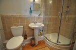 Bathroom,Plimsoll Way Serviced Apartment, Hull