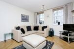 West Bow Apartment
                                    - Edinburgh Old Town, Edinburgh
