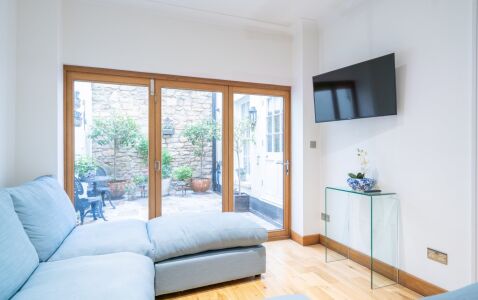 Rodney Road 39 Apartment