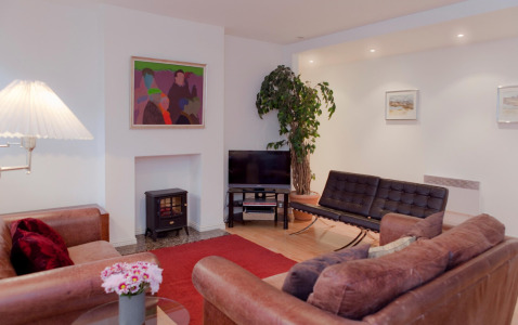 The Causewayside Apartment