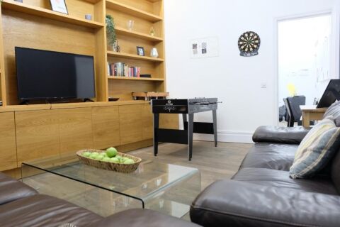 Living Area, Oxford Street Mansion Serviced Accommodation, London