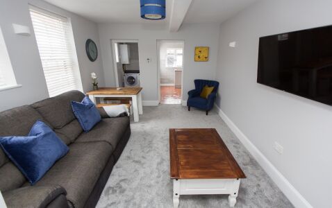 Lower Brook Street Apartment
