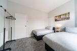 Glam Lodge Hull Accommodation
                                    - Hull, East Yorkshire