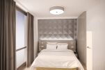 One bed apartment bedroom