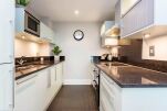 St George's Wharf Apartment
                                    - Vauxhall, Central London