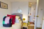Artist's House Accommodation
                                    - Cowley, Oxford