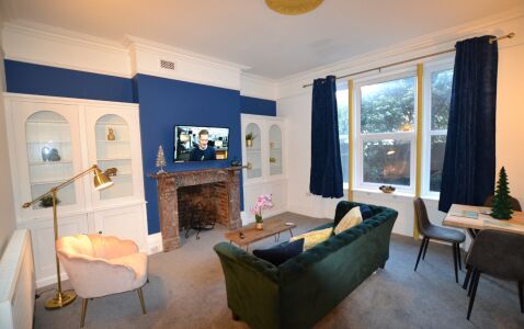 Mayflower Boutique Apartment