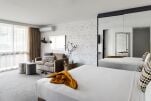 Brisbane Astor Apartments
                                    - Brisbane, Queensland