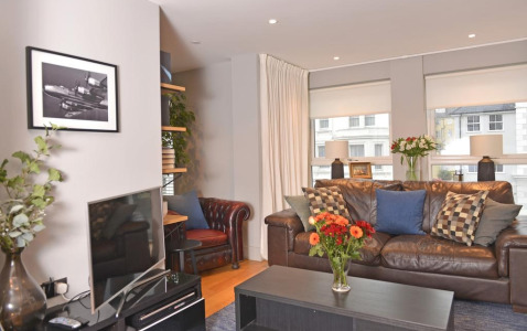 Compton Street Apartment