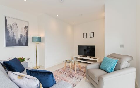 Hanover Court Apartment
