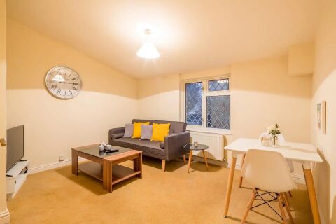 Living Area, Colestrete Serviced Apartment, Stevenage