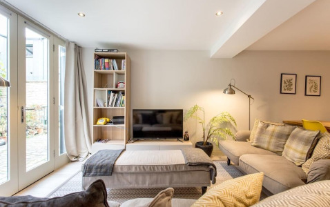 Northumberland Place Apartment