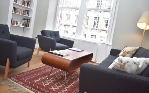 Scandi Chic HS Apartment