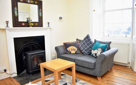 Castle Wynd North Apartment