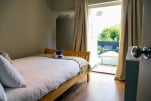 White Hart House Apartment
                                    - Mortlake, South West London