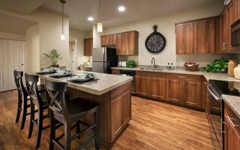 San Paseo Apartments