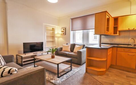 Gateside Street Apartment