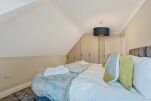 Deanway Apartments
                                    - Chalfont St Giles, Buckinghamshire