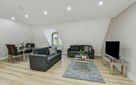 Deanway Apartments