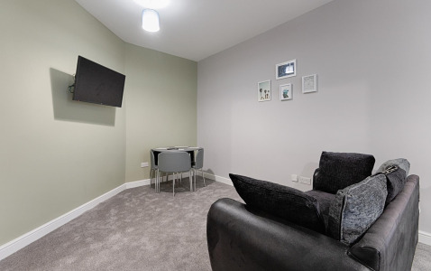 Neath Road Apartment 3