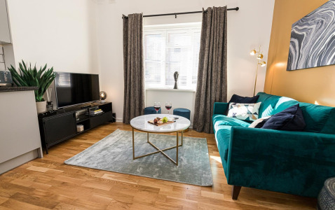Lorne Park Road Apartments