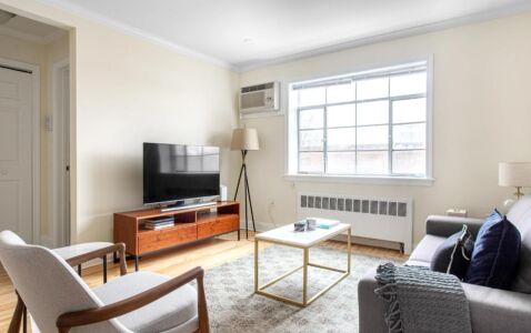 St Paul Street Apartment