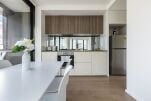 Collins Street Apartments
                                    - Docklands, Melbourne