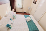 Cedar Villa Accommodation
                                    - Chatham, Kent