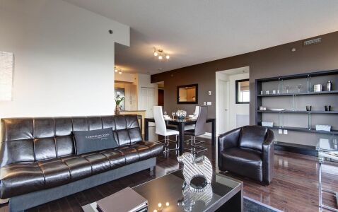 Sherbrooke Street West Apartment