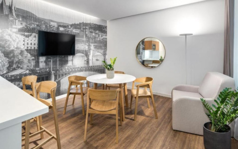 Mamaison Residence Downtown