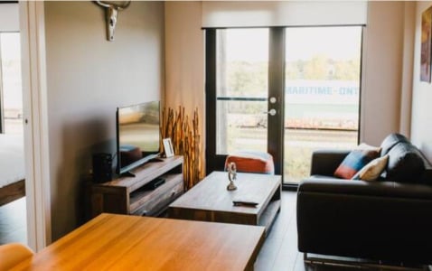 Sterling Lyon Parkway Apartments