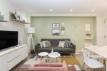 Calle del Prado Apartment
                                    - Madrid, Spain