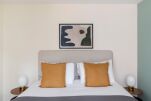  One Bedroom Apartment with Sofa Bed