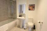 Cabot Mews Apartments
                                    - Bristol, England