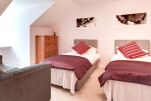 Sequoia 3: Bedroom 2
