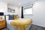 Broom Park Apartment
                                    - Glasgow, Scotland