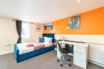 Wright Street Suite Apartments
                                    - Hull, East Yorkshire