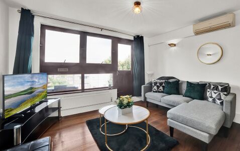 Camden Road Apartment