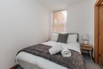 Reading Road Apartment
                                    - Henley-on-Thames, Oxfordshire