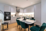 Guildford Gardens Apartment
                                    - Maida Vale, North London