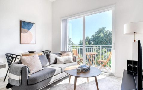 Southwest 8th Street Apartments